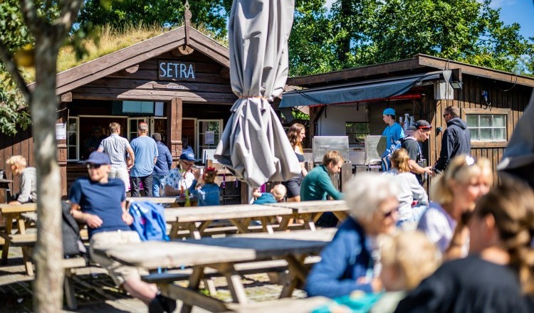 Serveringsområdet Sætra i Dyreparken